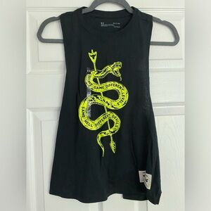 NWT UNDER ARMOUR SNAKE TANK